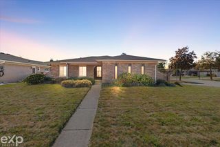 3600 Brandi Drive, Sterling Heights, MI 48310