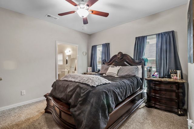 605 Madeline Court, Azle, TX 76020