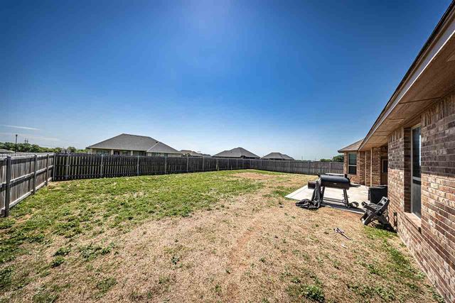 13122 NE Shadow Ridge Dr, Elgin, OK 73538