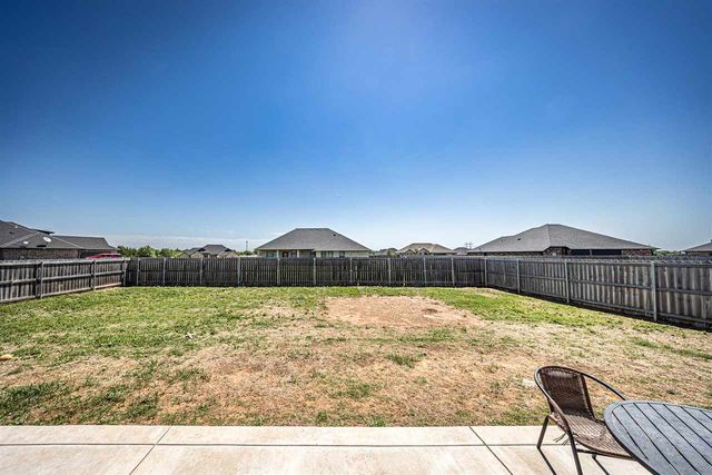 13122 NE Shadow Ridge Dr, Elgin, OK 73538