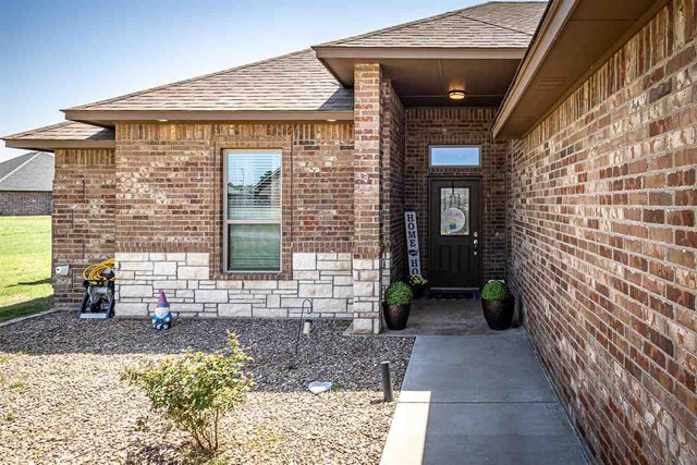 13122 NE Shadow Ridge Dr, Elgin, OK 73538