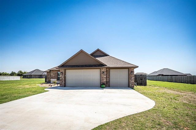 13122 NE Shadow Ridge Dr, Elgin, OK 73538