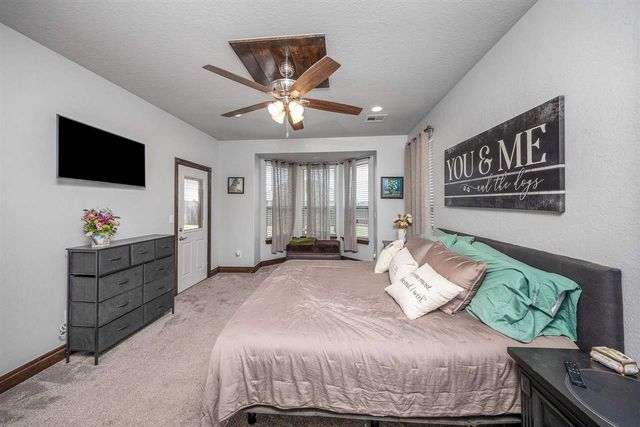 13122 NE Shadow Ridge Dr, Elgin, OK 73538
