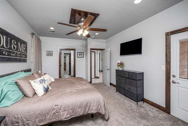 13122 NE Shadow Ridge Dr, Elgin, OK 73538