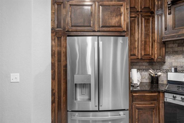 13122 NE Shadow Ridge Dr, Elgin, OK 73538