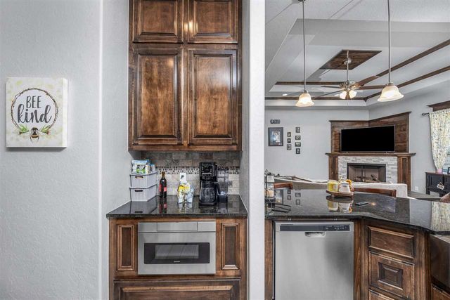 13122 NE Shadow Ridge Dr, Elgin, OK 73538