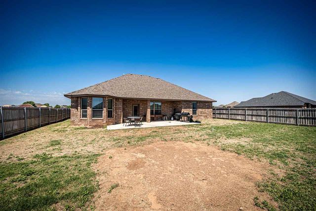 13122 NE Shadow Ridge Dr, Elgin, OK 73538