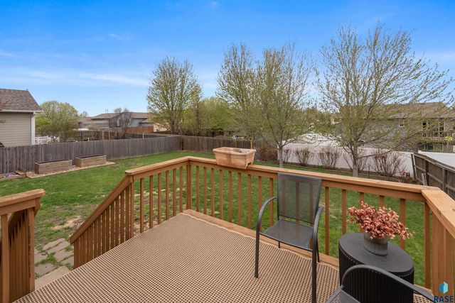 5527 S Wexford Ct Court, Sioux Falls, SD 57106