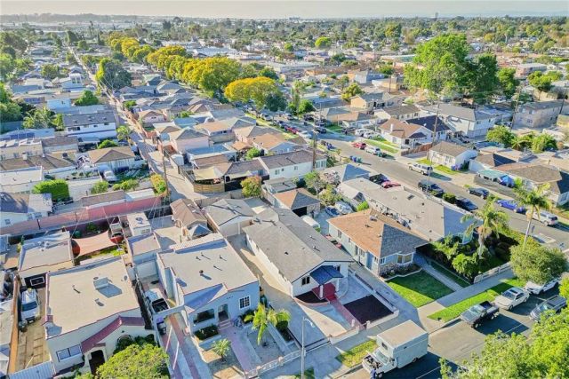 5641 Linden Ave, Long Beach, CA 90805