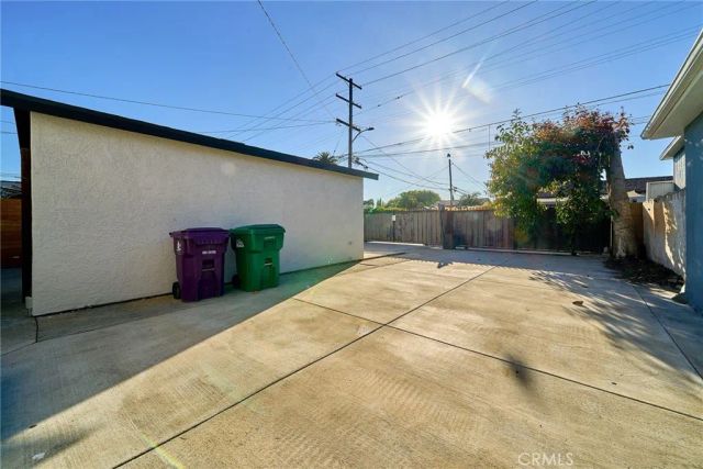 5641 Linden Ave, Long Beach, CA 90805