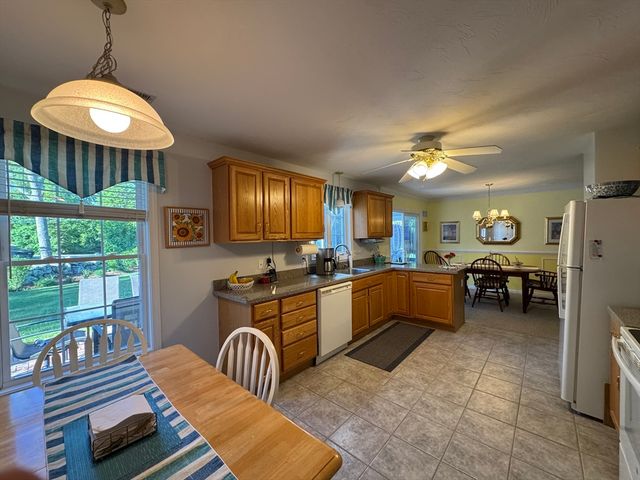 3 Dunbar Drive, Easton, MA 02334