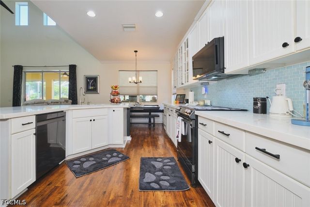 2710 Brightside CT, Cape Coral, FL 33991