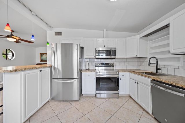2179 Pepper Road, West Palm Beach, FL 33415