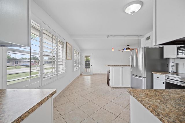 2179 Pepper Road, West Palm Beach, FL 33415