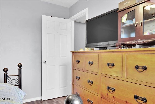 1011 Stonegate Road, Kingsport, TN 37660
