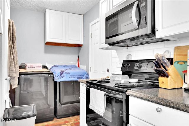 1011 Stonegate Road, Kingsport, TN 37660