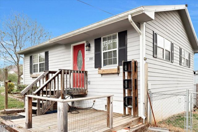 1011 Stonegate Road, Kingsport, TN 37660