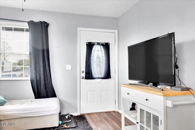 1011 Stonegate Road, Kingsport, TN 37660