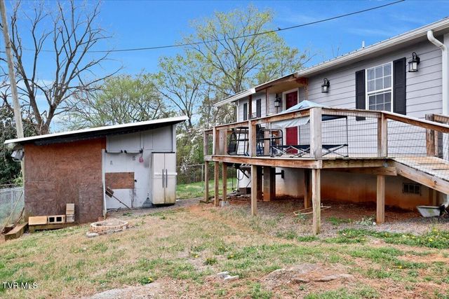 1011 Stonegate Road, Kingsport, TN 37660