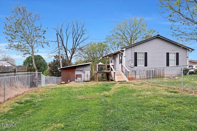1011 Stonegate Road, Kingsport, TN 37660
