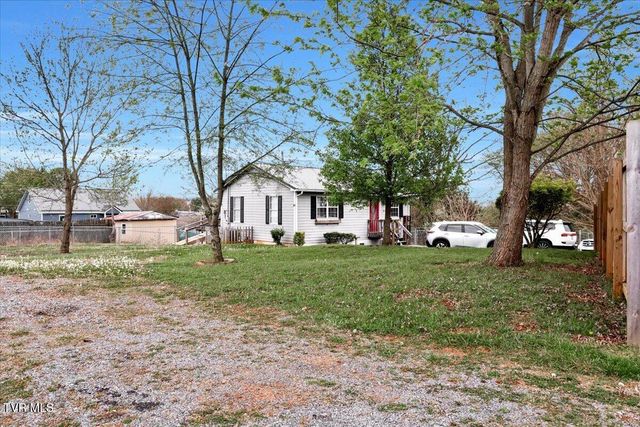 1011 Stonegate Road, Kingsport, TN 37660