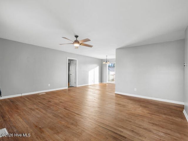 514 Seminole Trail, Jacksonville, NC 28540