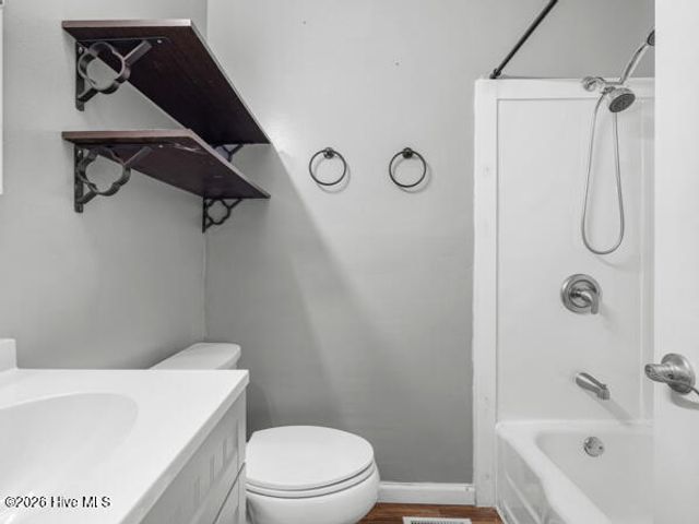 514 Seminole Trail, Jacksonville, NC 28540