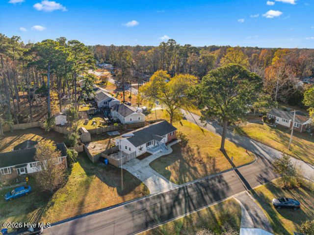 514 Seminole Trail, Jacksonville, NC 28540