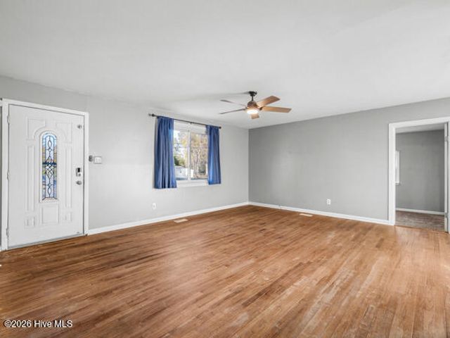 514 Seminole Trail, Jacksonville, NC 28540