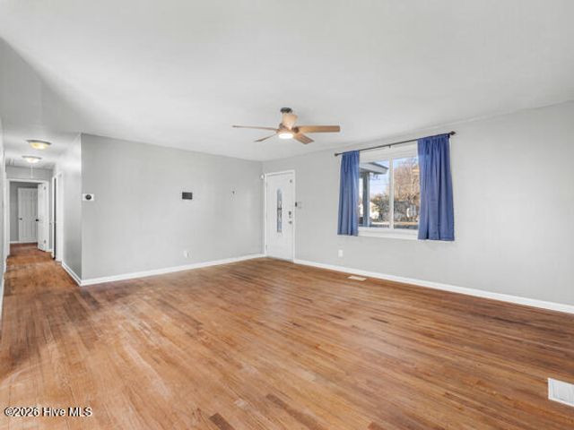 514 Seminole Trail, Jacksonville, NC 28540