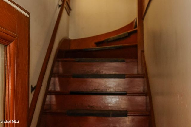 5 Moore Street, Albany, NY 12202