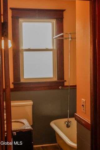 5 Moore Street, Albany, NY 12202