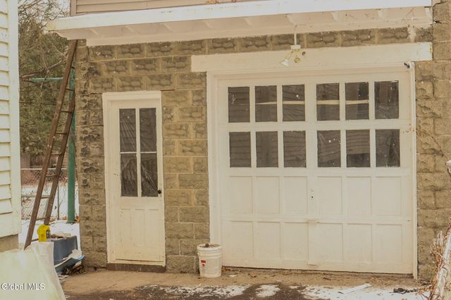 5 Moore Street, Albany, NY 12202