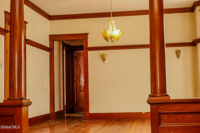 5 Moore Street, Albany, NY 12202