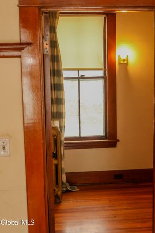 5 Moore Street, Albany, NY 12202