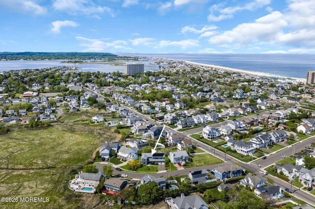 5 Drew Court, Monmouth Beach, NJ 07750