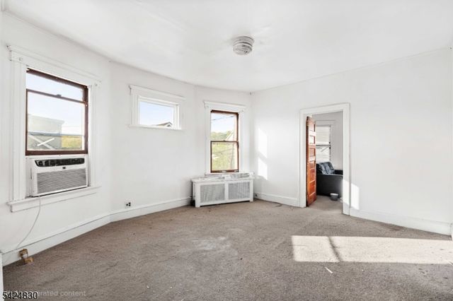 139 Fairview Ave, Prospect Park Boro, NJ 07508