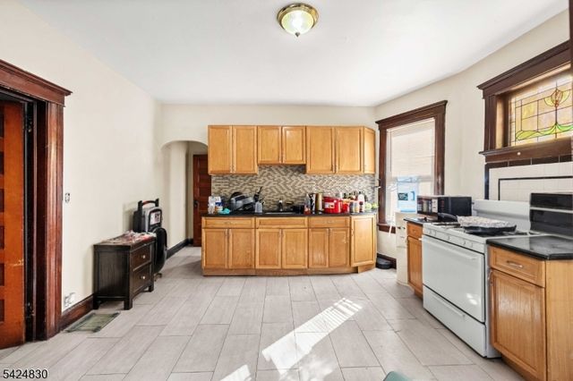 139 Fairview Ave, Prospect Park Boro, NJ 07508