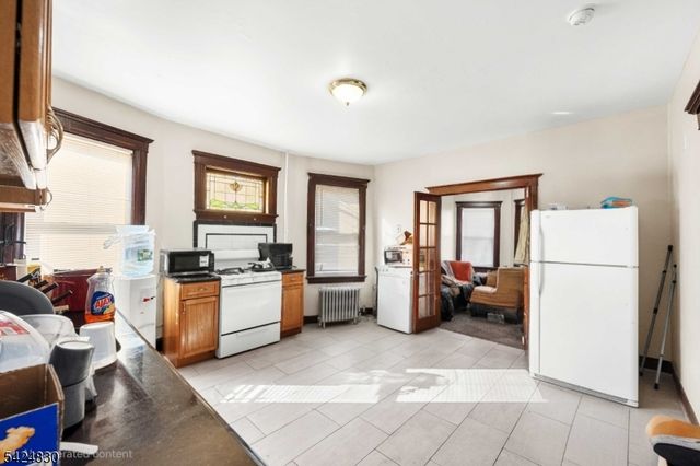 139 Fairview Ave, Prospect Park Boro, NJ 07508