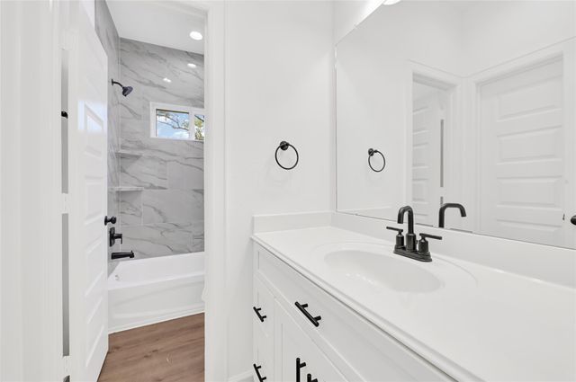 5009 Elizabeth City Street, Houston, TX 77021