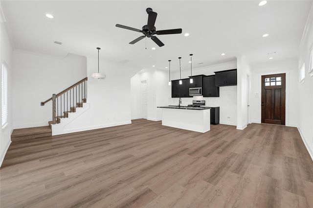 5009 Elizabeth City Street, Houston, TX 77021