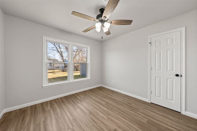 2400 S 26th Street, Waco, TX 76706