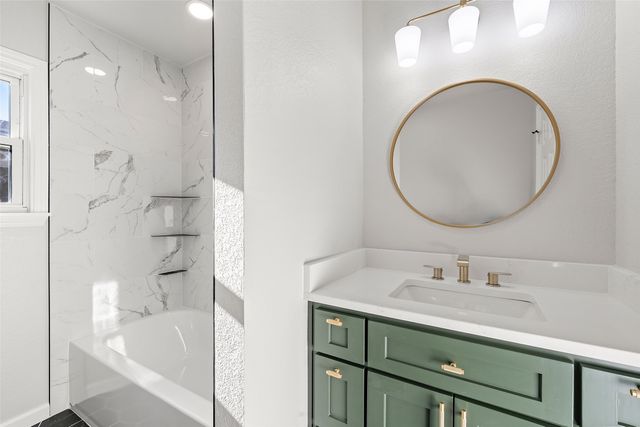 2400 S 26th Street, Waco, TX 76706