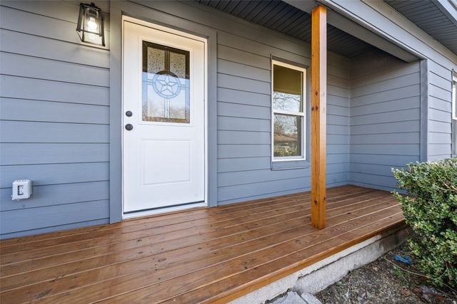 2400 S 26th Street, Waco, TX 76706