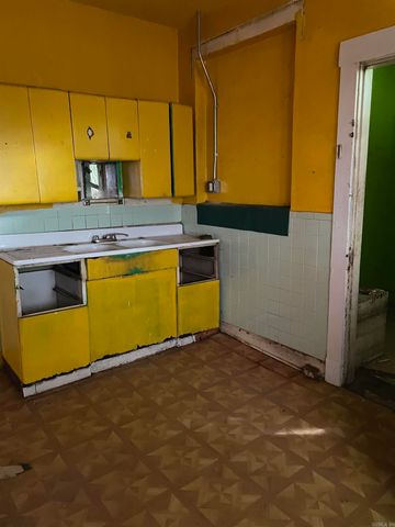 124 Pleasant, Hot Springs, AR 71913