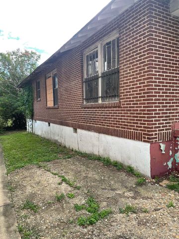 124 Pleasant, Hot Springs, AR 71913