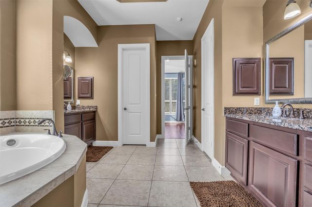 17811 Fairhaven Sunrise Court, Cypress, TX 77433