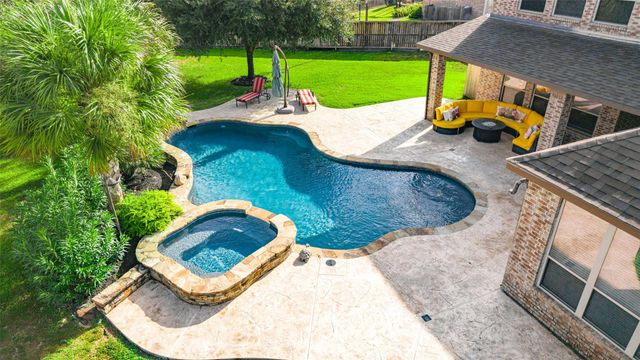 17811 Fairhaven Sunrise Court, Cypress, TX 77433