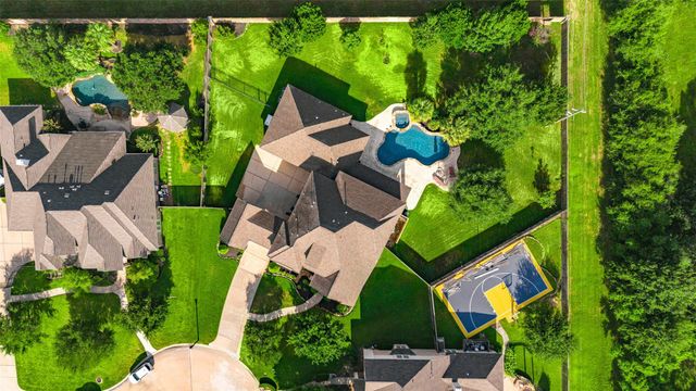 17811 Fairhaven Sunrise Court, Cypress, TX 77433