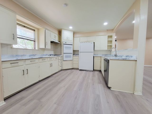 5941 Sachse Street, Sachse, TX 75048